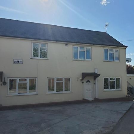 Central Windsor 2 Bedroom Flat With Free Parking Exteriér fotografie