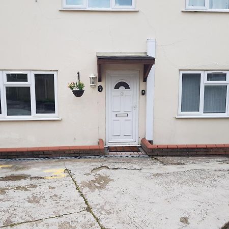 Central Windsor 2 Bedroom Flat With Free Parking Exteriér fotografie
