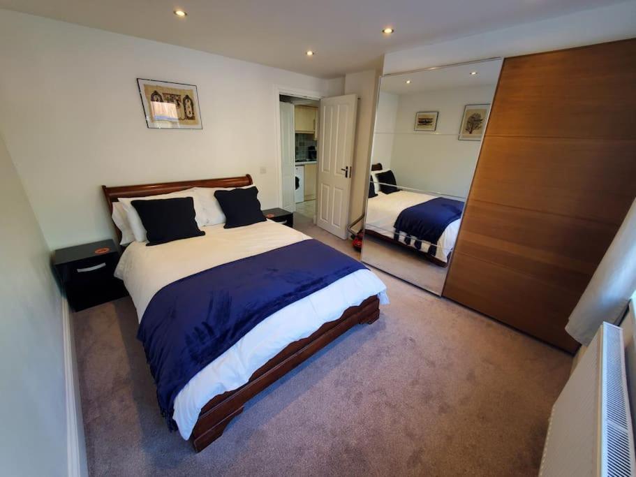 Central Windsor 2 Bedroom Flat With Free Parking Exteriér fotografie