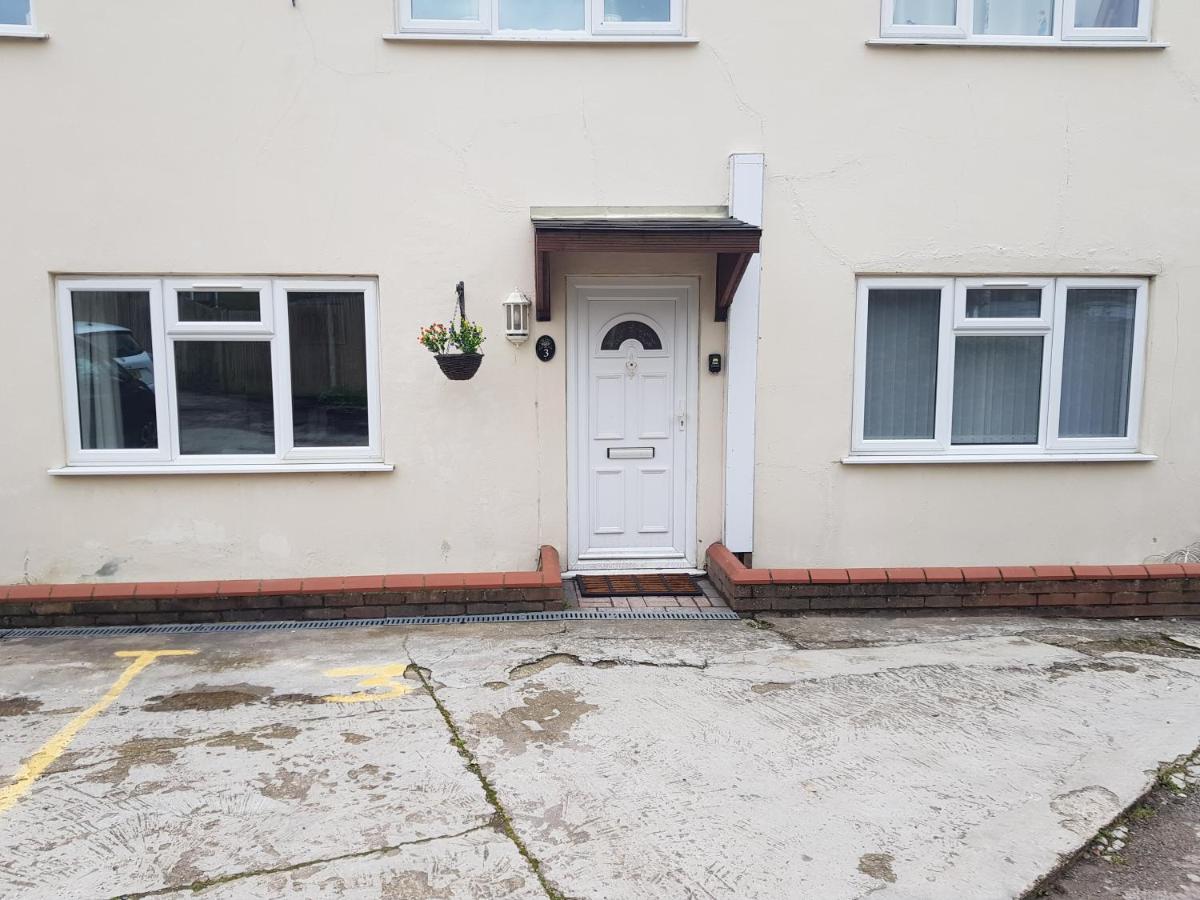 Central Windsor 2 Bedroom Flat With Free Parking Exteriér fotografie